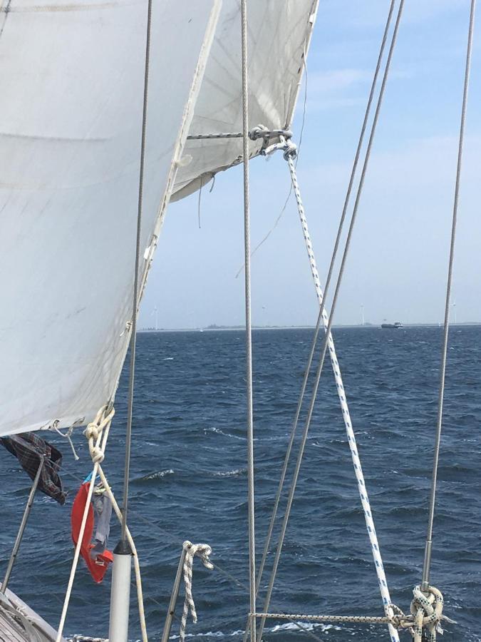 Stay Only Or Sailaway With Friends And Family Have More Fun Медемблик Экстерьер фото